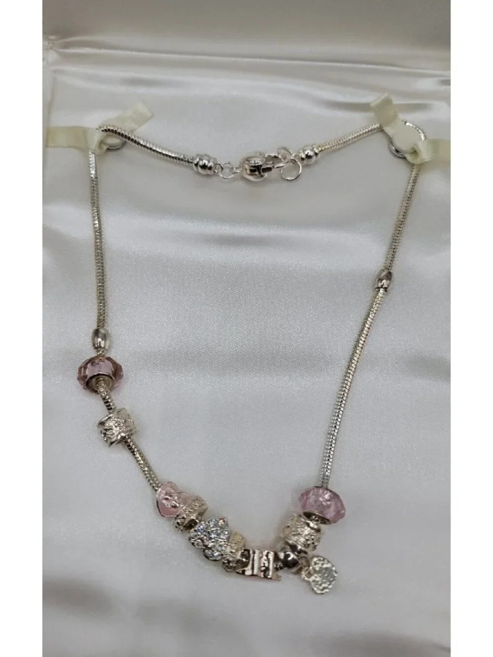 Friedmans Jewelers Breast Cancer Slide Necklace Silver Tone Charm Bead 18" Chain - Picture 3 of 15